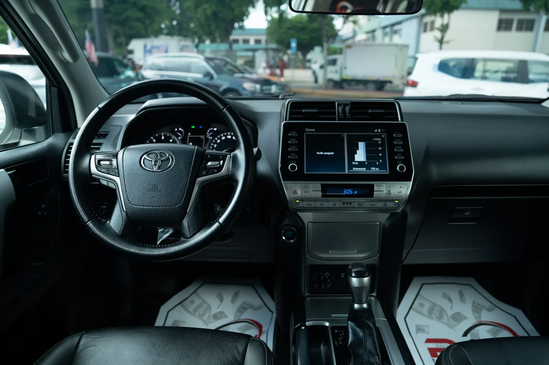 Toyota Land Cruiser Prado TXL 2024 - Imagen 3