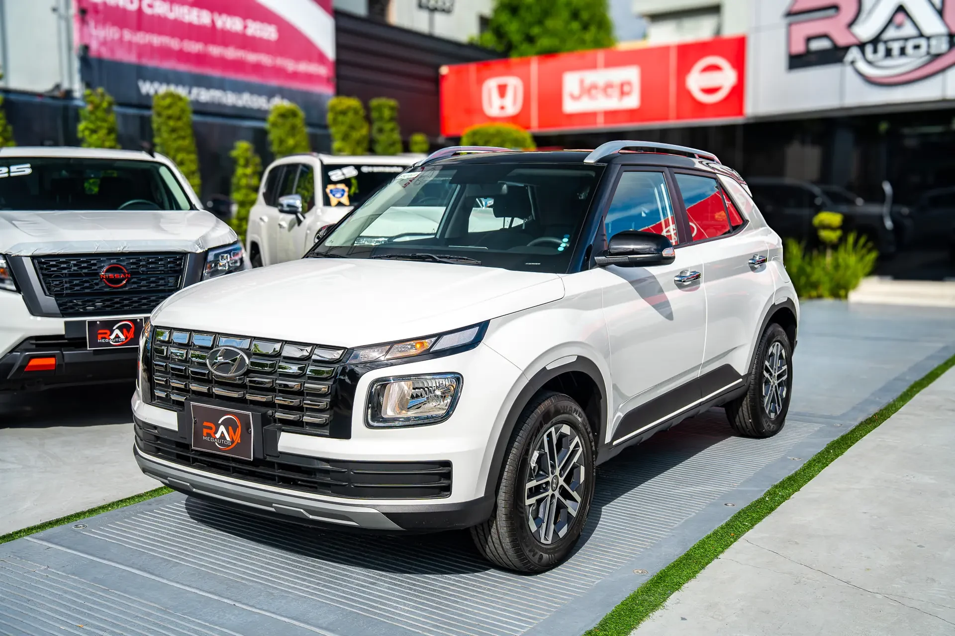 Hyundai Venue Doble Tono 2025 - Imagen 1