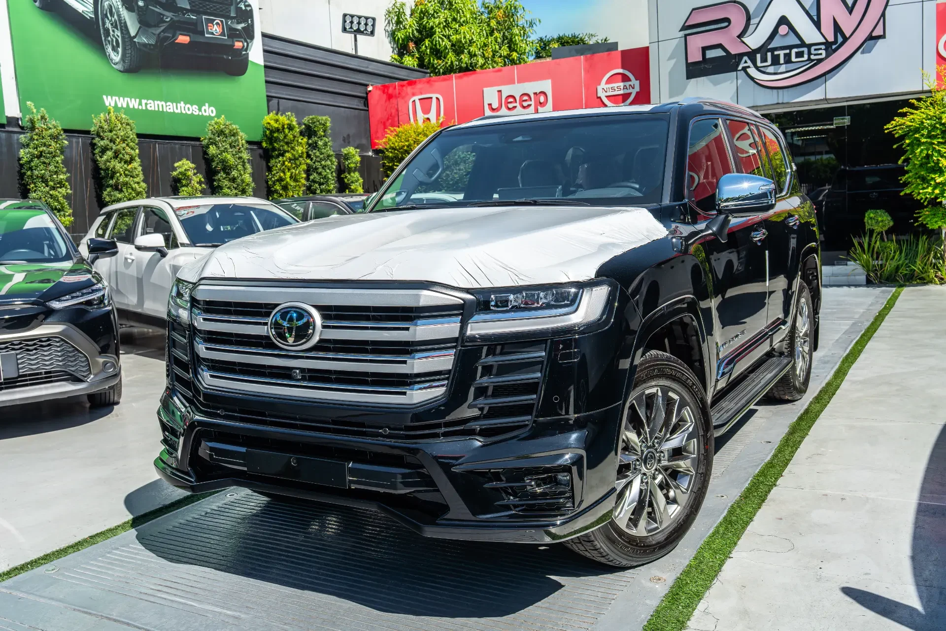 Toyota Land Cruiser VXR 2026 - Imagen 1